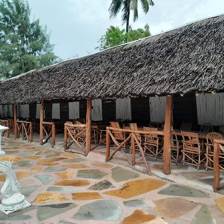 Oluwa Seun Beach Cottages, Mtwapa Mombasa Eksteriør billede