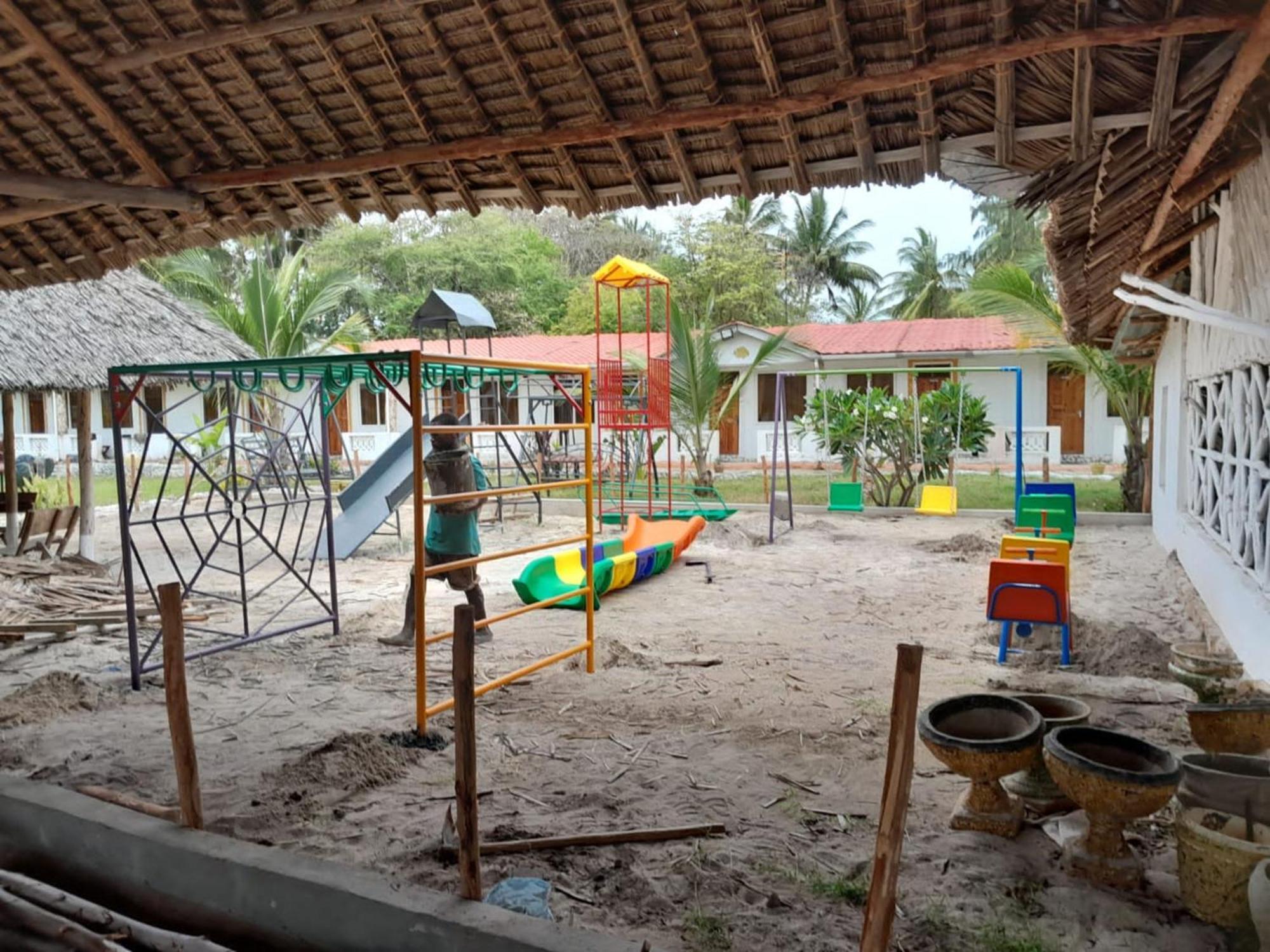 Oluwa Seun Beach Cottages, Mtwapa Mombasa Eksteriør billede