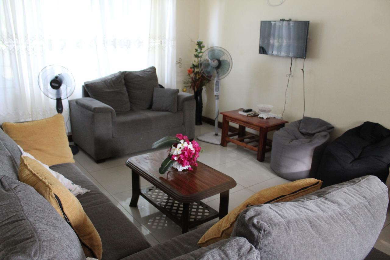 Oluwa Seun Beach Cottages, Mtwapa Mombasa Eksteriør billede