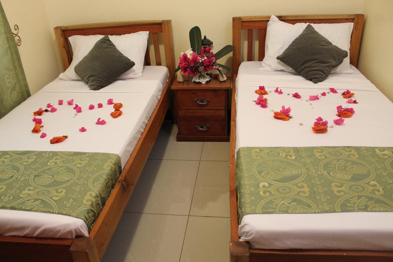 Oluwa Seun Beach Cottages, Mtwapa Mombasa Eksteriør billede