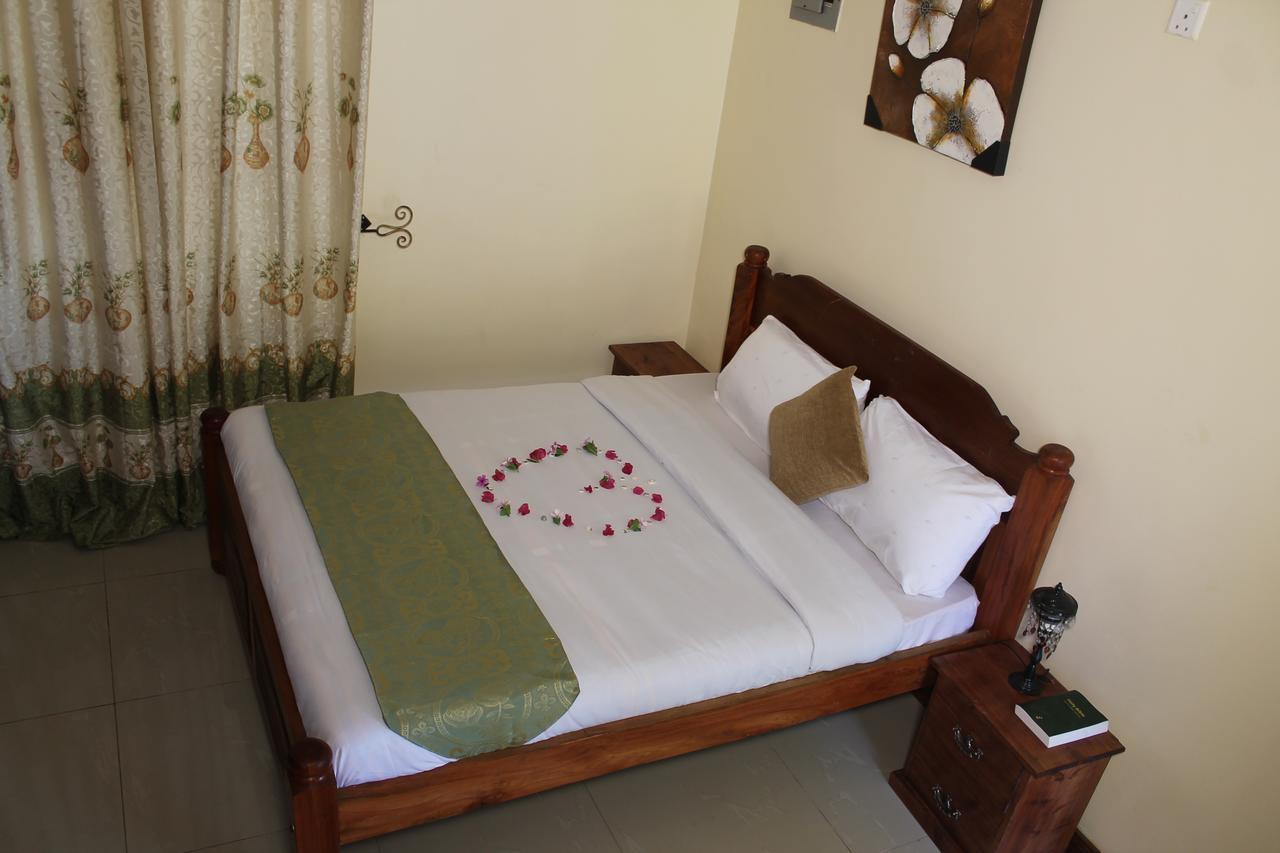 Oluwa Seun Beach Cottages, Mtwapa Mombasa Eksteriør billede