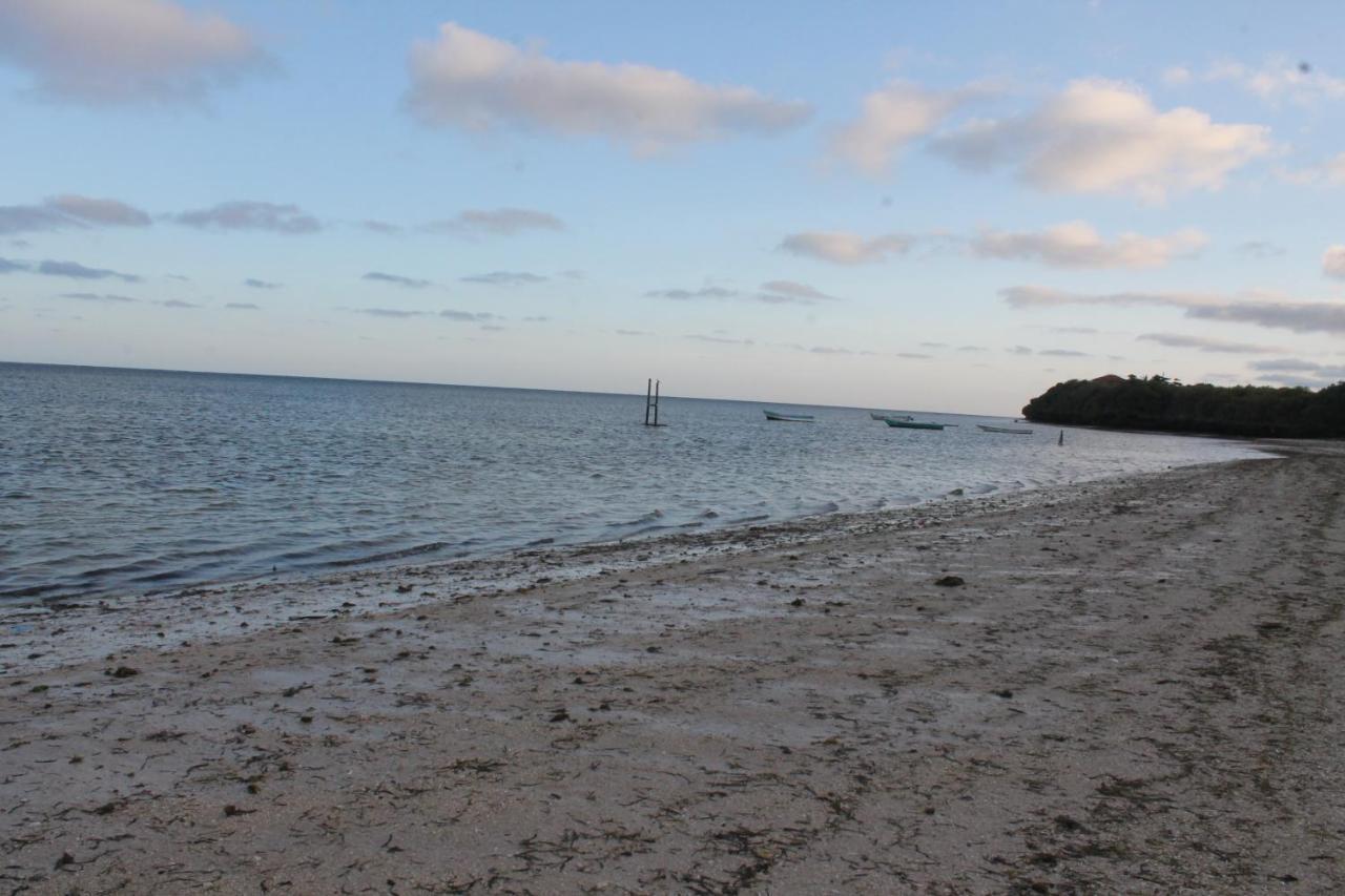 Oluwa Seun Beach Cottages, Mtwapa Mombasa Eksteriør billede
